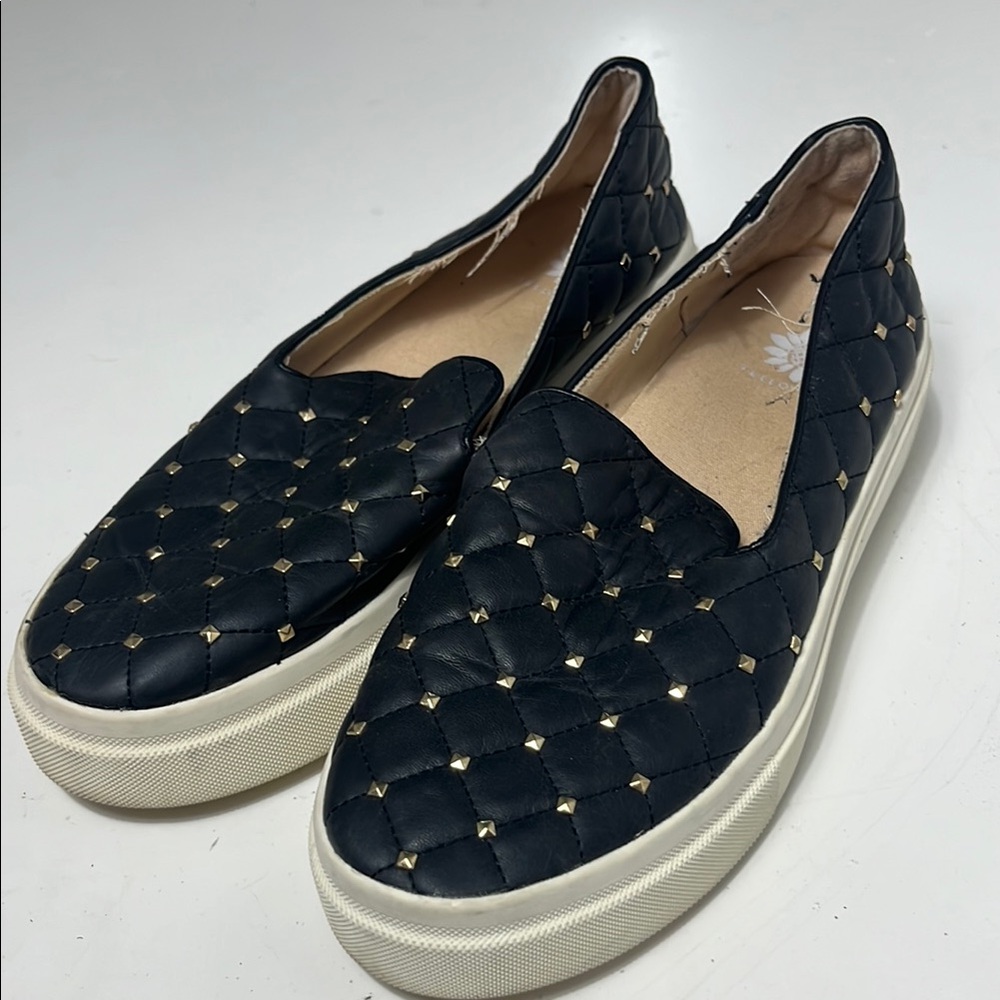 Yellow Box Sz 8.5 Slip On Gold Bedazzled Jewel Platform Shoe